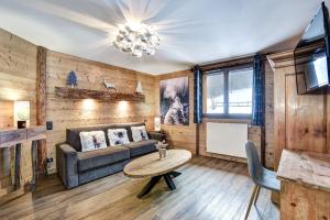 LA FERME de BELLINE Chalets ou Gîtes & SPA