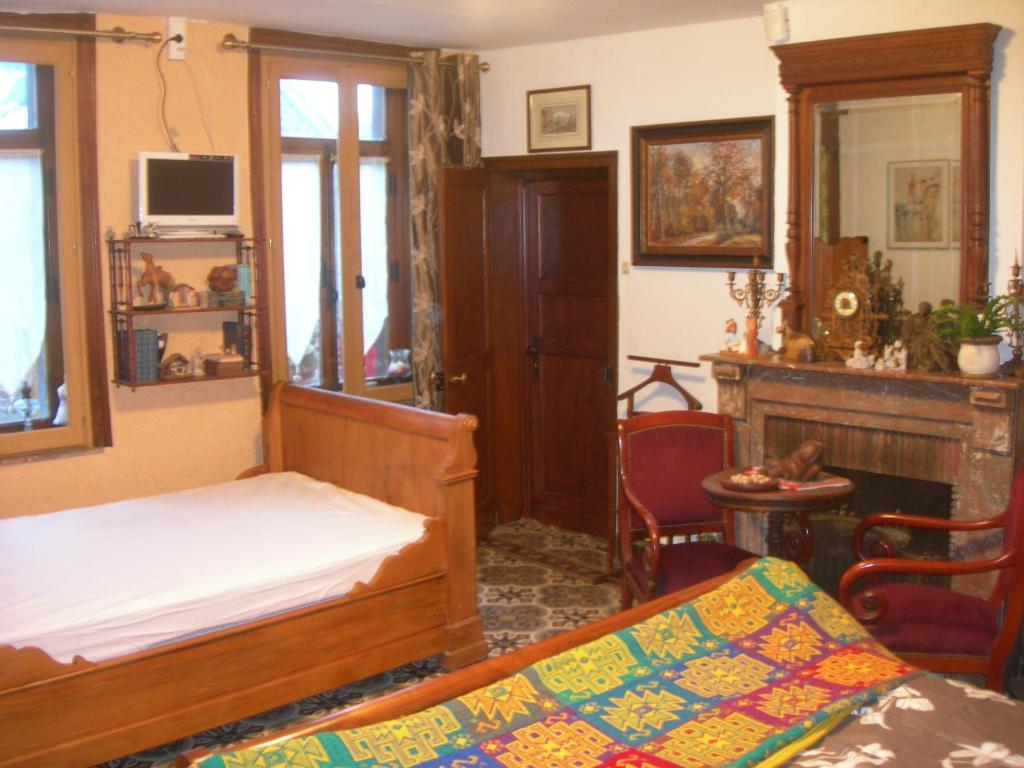 Maison d'hôtes La Fermette de la Vache Rousse 84 Rue du Riez 59230 Rosult