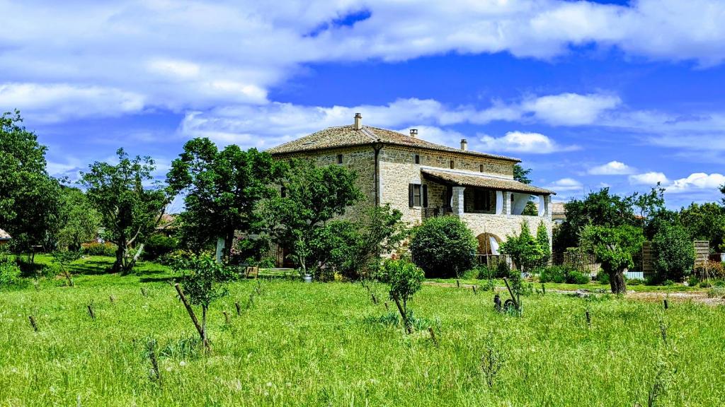 Maison d'hôtes La Gourmandine Chemin de la Transhumance, Le Plot 30500 Courry