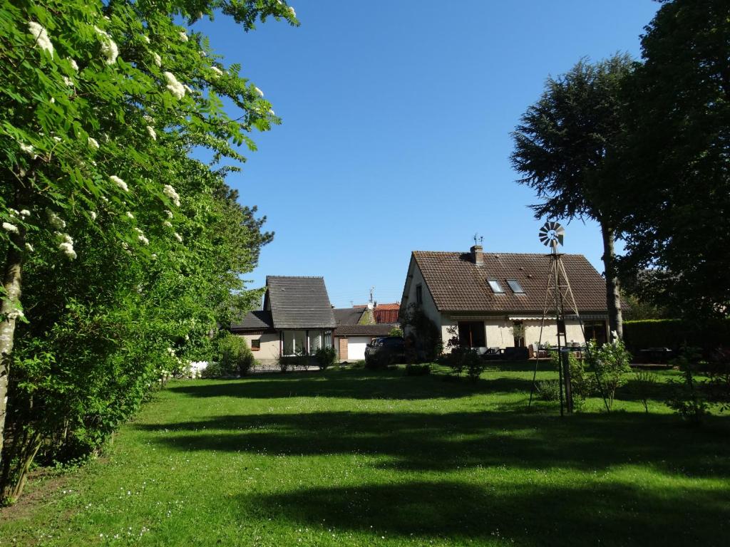 Maison d'hôtes La Grange du Verger 14 bis rue du 8 mai 1945 80800 Villers-Bretonneux