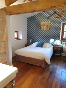Maison d'hôtes Là-Haut \ Quartier Le Chapelier 07530 Antraigues-sur-Volane Rhône-Alpes
