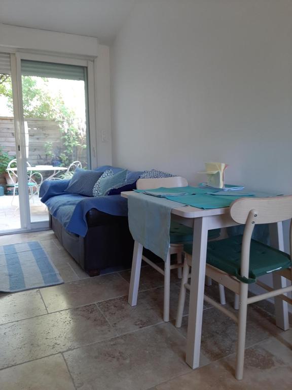 La Maison Bleue