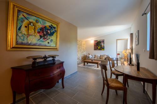 LA MAISON DE LIVIA, chambres et table d'hôtes