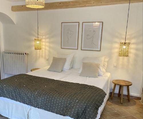 La Maison Des Autres, piscine chauffée, chambres d'hôtes proches Uzès, Nîmes, Pont du Gard