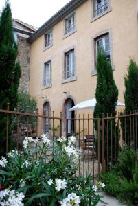 Maison d'hôtes La Maison Vieille Maison d'Hôtes & Gîtes 8 rue Trivalle 11000 Carcassonne Languedoc-Roussillon