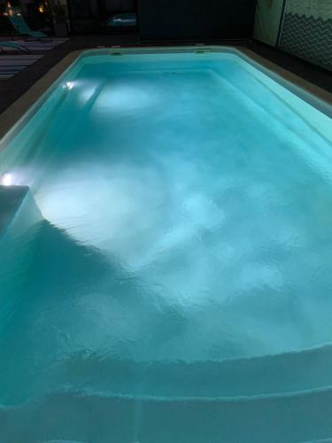 La Metairie-du-Vauhariot - Lodge ou Chambre - Piscine Chauffée - Vue Mer et Mont Saint Michel et GR34 - Résidence Hôtelière