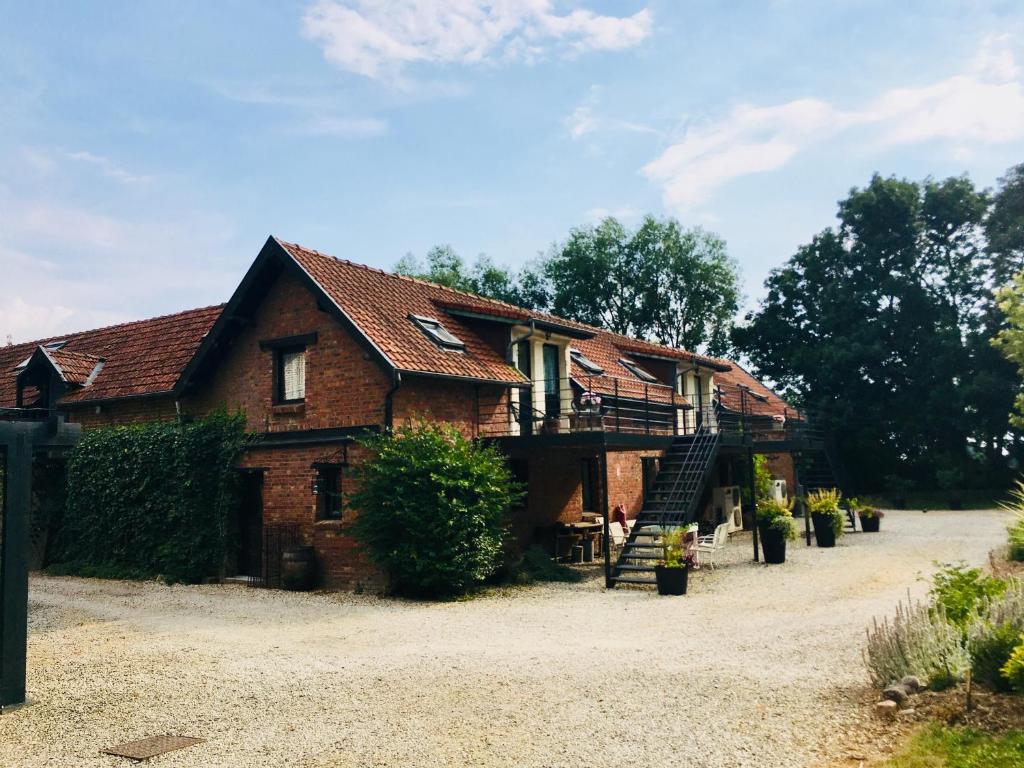 Maison d'hôtes La Niche 31/2355 RUE MARSY 62136 Richebourg