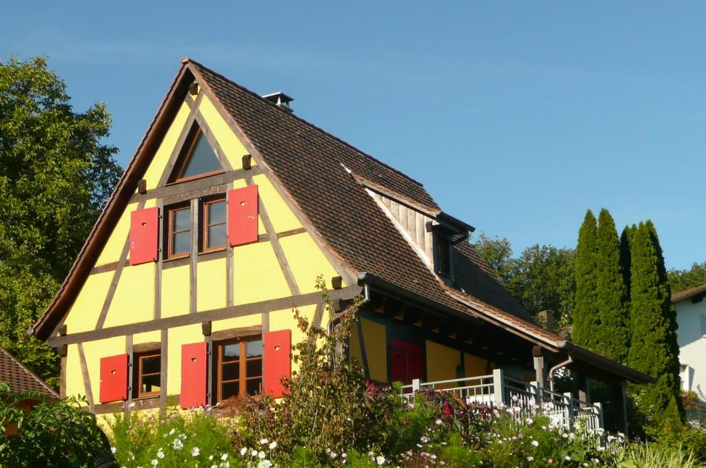 Maison d'hôtes La Pomme de Pin 1 rue des pins 68480 Raedersdorf