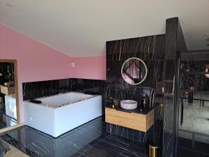 Maison d'hôtes La suite d'Élise 1 Chemin des Planquettes 76440 Grumesnil Normandie