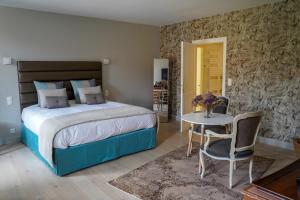 Maison d'hôtes LA VILLA 42 Rue Hector de Galard 32700 Terraube Midi-Pyrénées