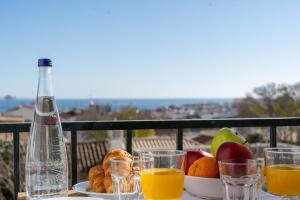 LACUS OCEAN GUESTHOUSE