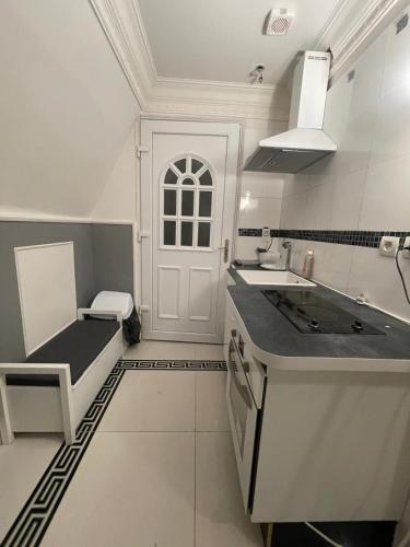 Maison d'hôtes Lam's_home_1 12 Rue Guynemer 95170 Deuil-la-Barre Île-de-France