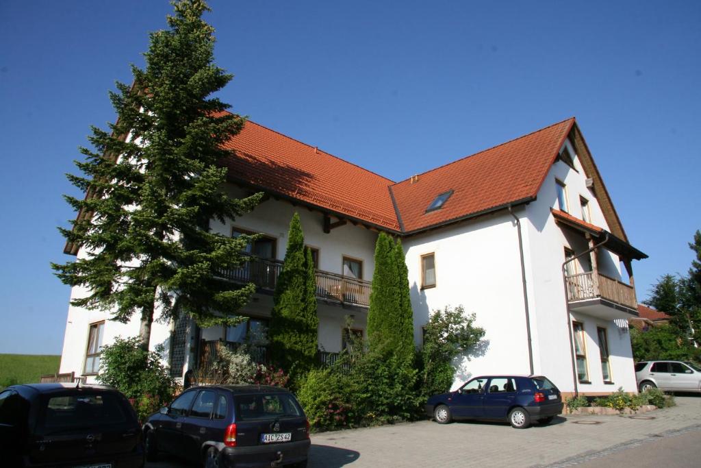 Landgasthof Asum St.-Georg-Strasse 23, 86453 Dasing