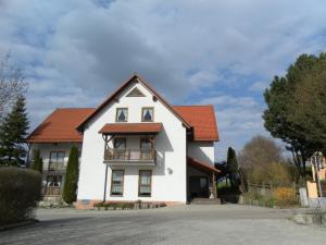 Maison d'hôtes Landgasthof Asum St.-Georg-Strasse 23 86453  Dasing Bavière
