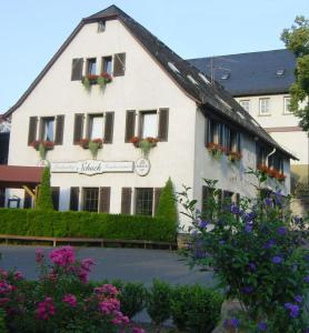 Maison d'hôtes Landgasthof Schuck Am Kirchberg 1 55743 Idar-Oberstein Rhénanie-Palatinat