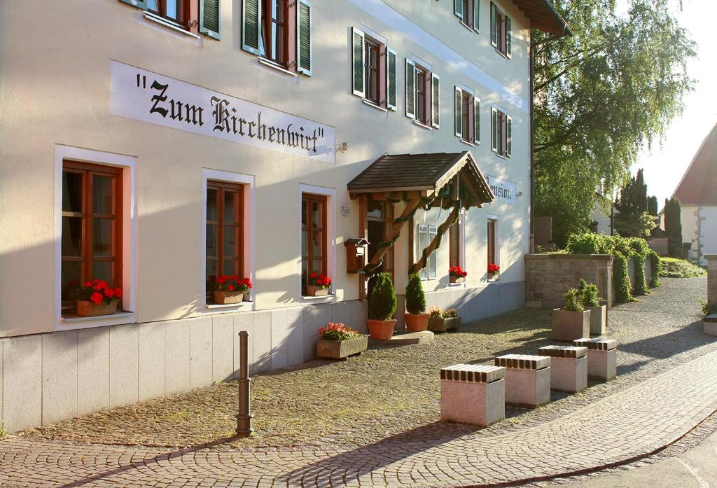 Landgasthof Zum Kirchenwirt St.- Blasius- Straße 1, 94136 Kellberg