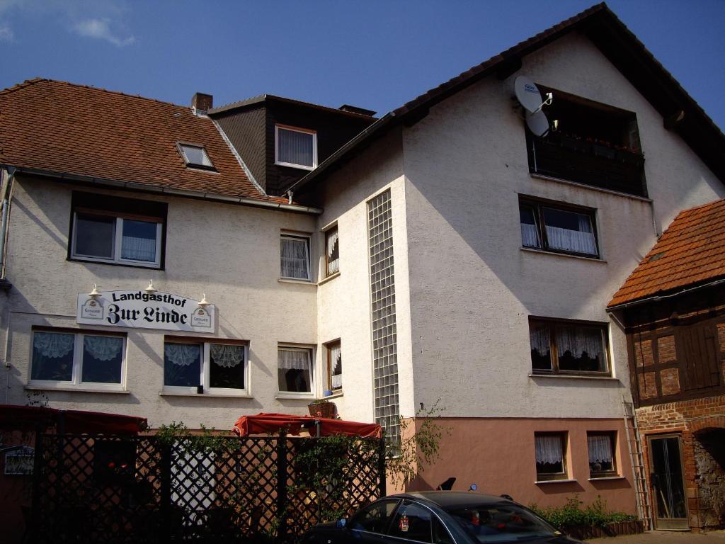Maison d'hôtes Landgasthof Zur Linde Lindenberg 7 35117 Münchhausen