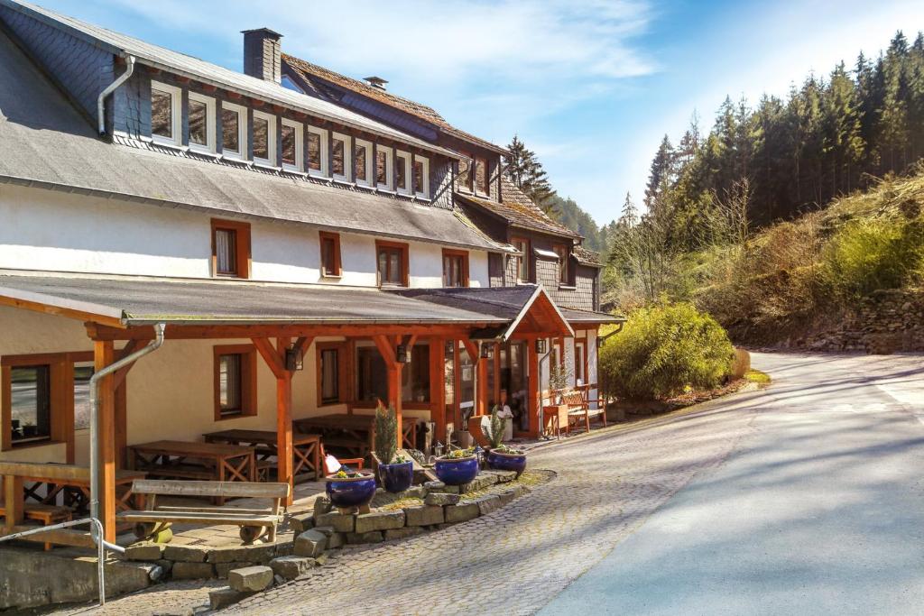 Landhotel Baumwipfel In der Lommerke 1, 34508 Willingen