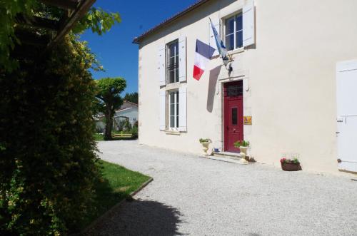 Maison d'hôtes Maison d'Hôtes Le Cadran Solaire 13, rue du Bourg Courcelles