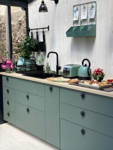 Le Celadon