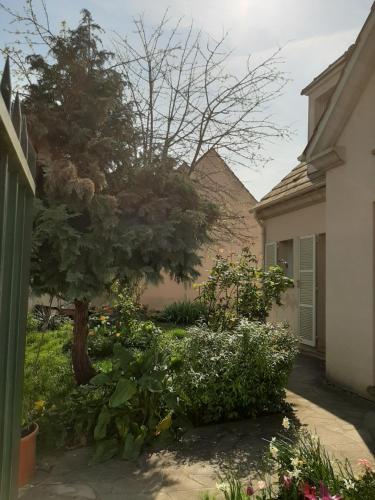 LE CLOS D'HERBLAY