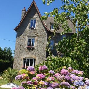 Maison d'hôtes Le Clos Saint-Brice 26 Boulevard du Général Leclerc 35460 Saint-Brice-en-Coglès Bretagne