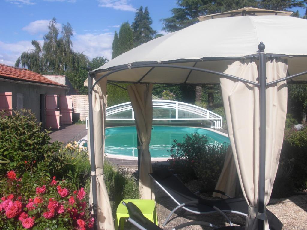 Le Clos Sainte Lea 49 Rue de Sainte-Lea, 85000 Mouilleron-le-Captif