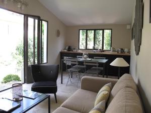 Maison d'hôtes Le Mas de l'Olivier 142 Chemin de la Garrigue Nord 84870 Loriol-du-Comtat Provence-Alpes-Côte d\'Azur