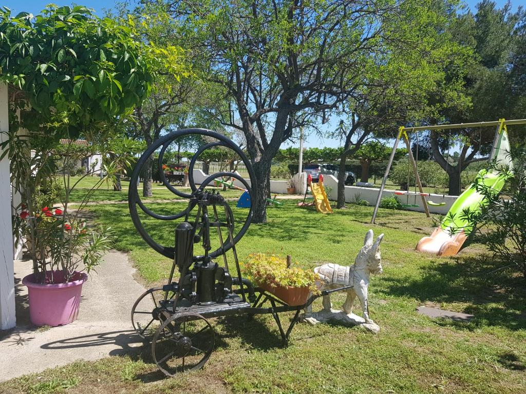 Le Mas de Mon Pere Mas Petit Frigoules Route de Cacharel, 13460 Les Saintes-Maries-de-la-Mer