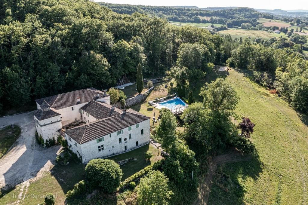 Maison d'hôtes Le Moulinal47 lieu dit le moulinal 47370 Courbiac