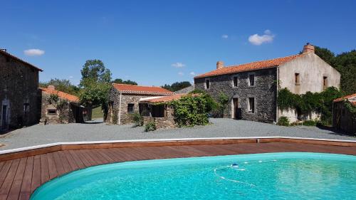 Le Nichoir