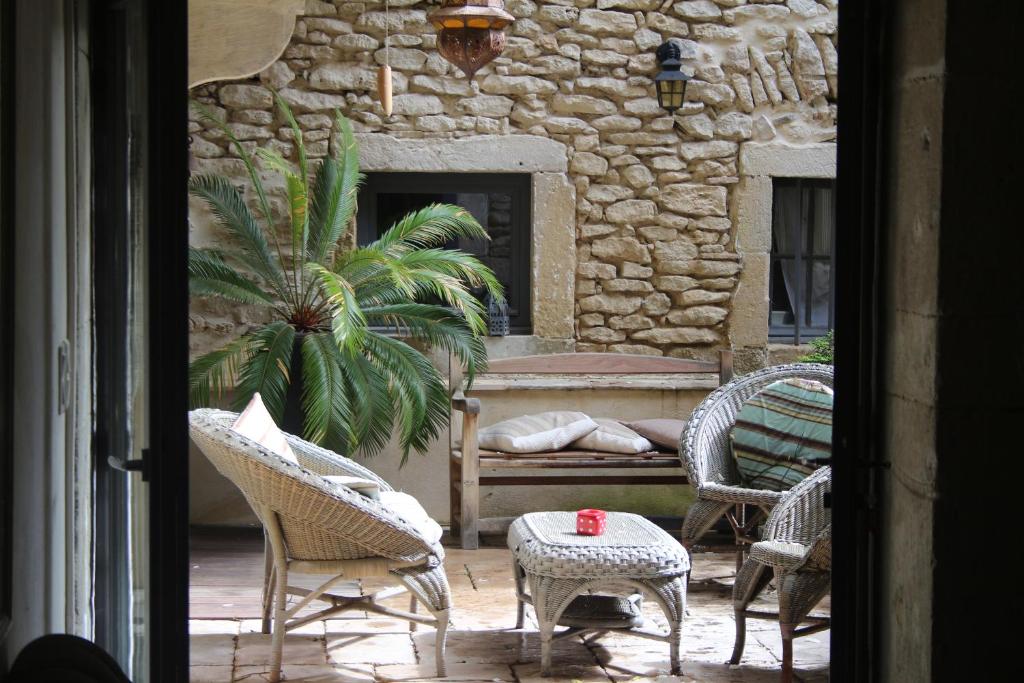 Maison d'hôtes LE PATIO 4 Rue du Grand Faubourg 26230 Grignan