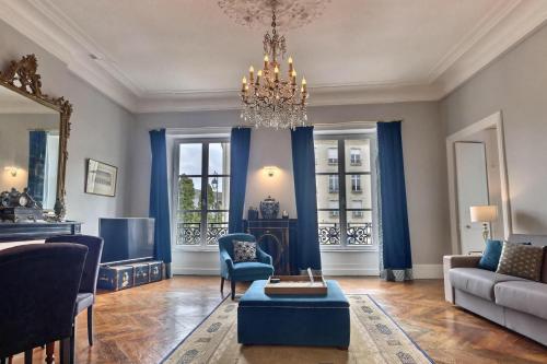 Le Tardif, Noble Guesthouse