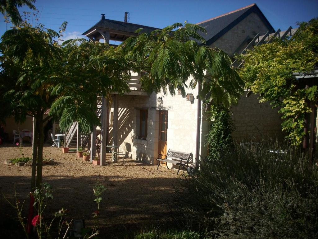 Les Caves 3 Rue Des Noyers, 49700 Ambillou-Château