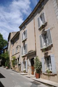 Maison d'hôtes Les Chambres De Charlotte 39, Rue De La Place 84160 Cucuron Provence-Alpes-Côte d\'Azur