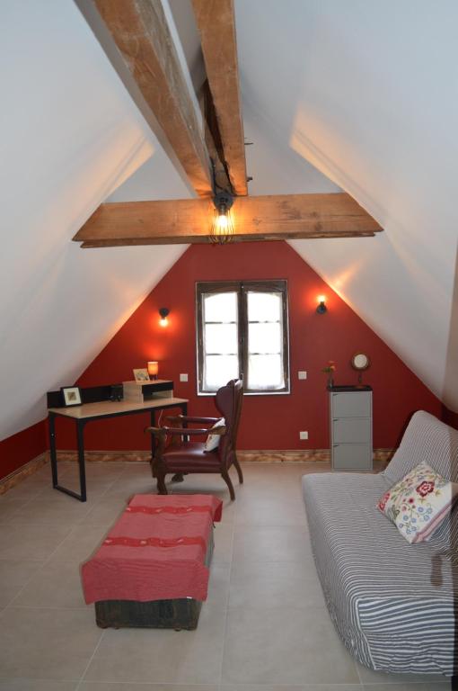 Maison d'hôtes Les mansardes chambre d'hôtes Sarlat 5 Rue Jacques Anquetil 24200 Hermier