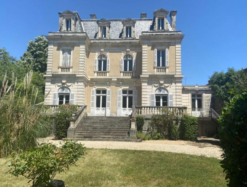 Maison d'hôtes Les Pénates Niort 87 Rue Chabaudy 79000 Niort