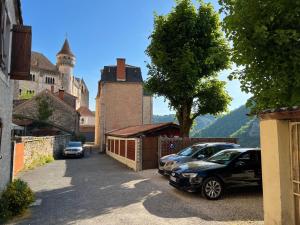 Maison d'hôtes Les pirondeaux Place des Senhals 46500 Rocamadour Midi-Pyrénées