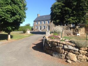 Maison d'hôtes LES ROCAILLES Les Buats 61210 La Forêt-Auvray Normandie