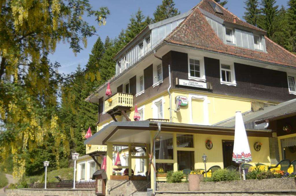 Maison d'hôtes Löffelschmiede Hotel & Restaurant am Titisee / Feldberg Bruderhalde 36 79856 Feldberg