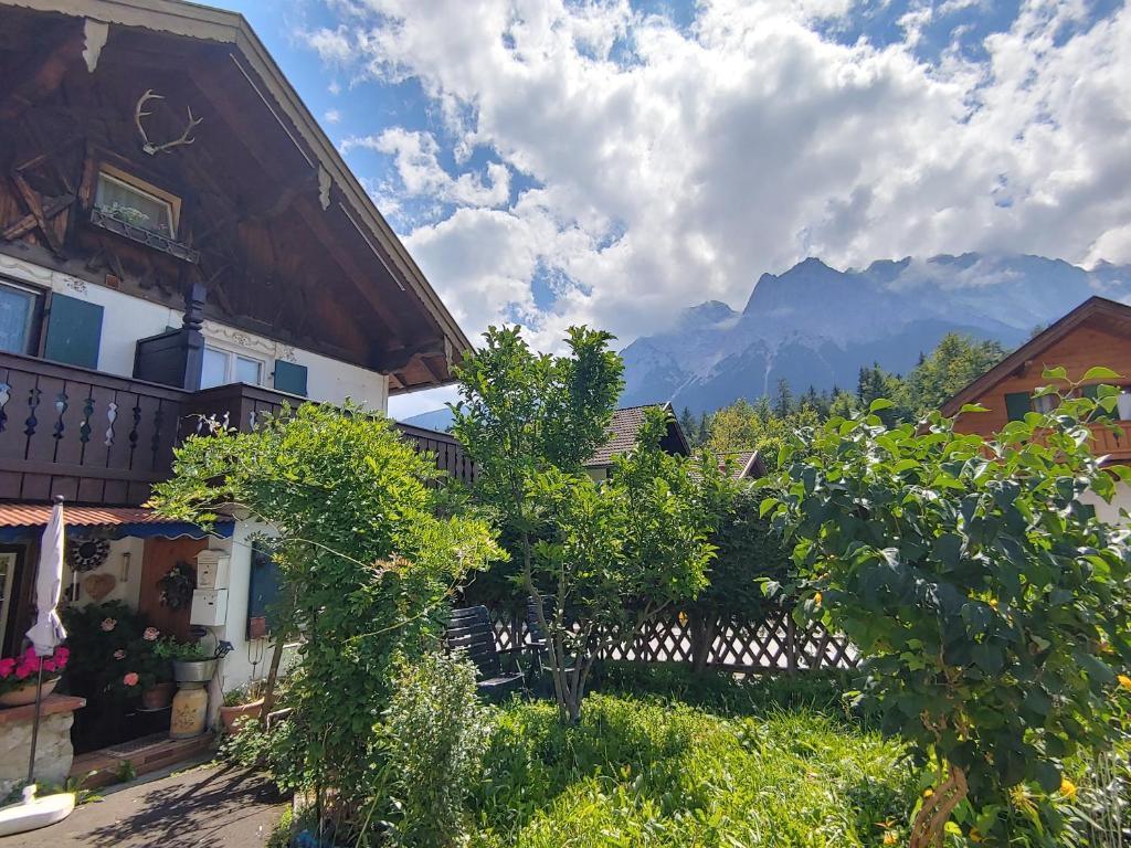 Loisachtalerhof 30 Eibseestraße, 82491 Grainau