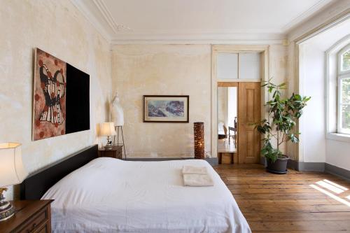 Lost Lisbon :: Cais House