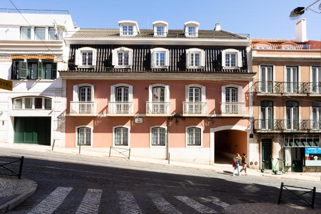 Lovely Private Suites in Central Lapa 82 Rua de São Domingos, 1200-601 Lisbonne