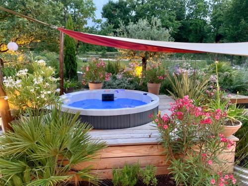 Maison d'Hôtes de Charme Le Clos de la Fontaine Piscine & SPA
