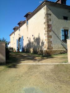 Maison d'hôtes Maison d'Hotes Le Chai d'Armagnac 287 Route des Pyrénées 32240 Monguilhem Midi-Pyrénées