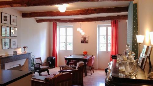 Maison de Maître Des-Sens