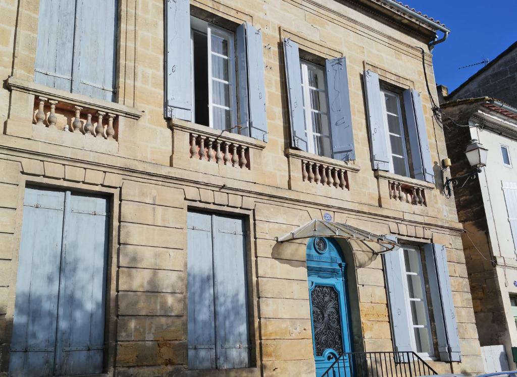 Maison d'hôtes Maison de Maître Elegia 28 Rue Emile Combes 33350 Castillon-la-Bataille