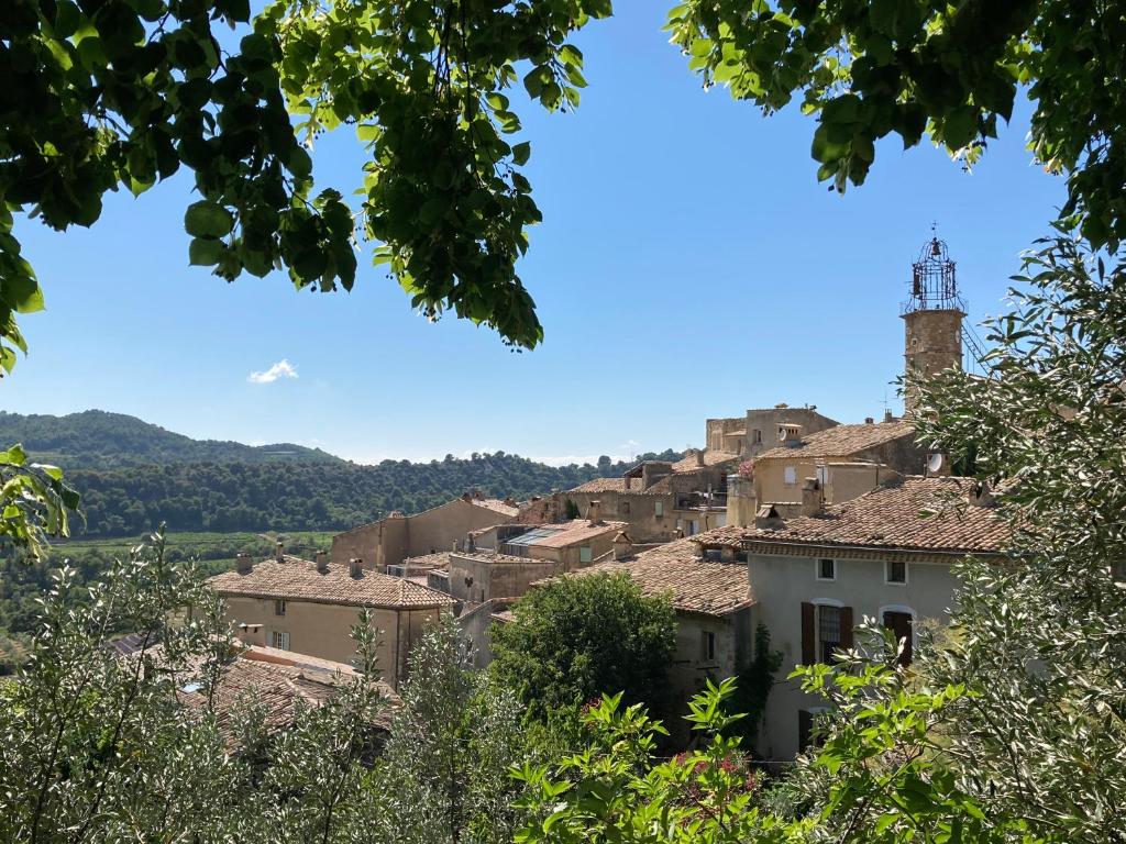 Maison d'hôtes Maison Delière 4 Rue Bel air 26110 Venterol