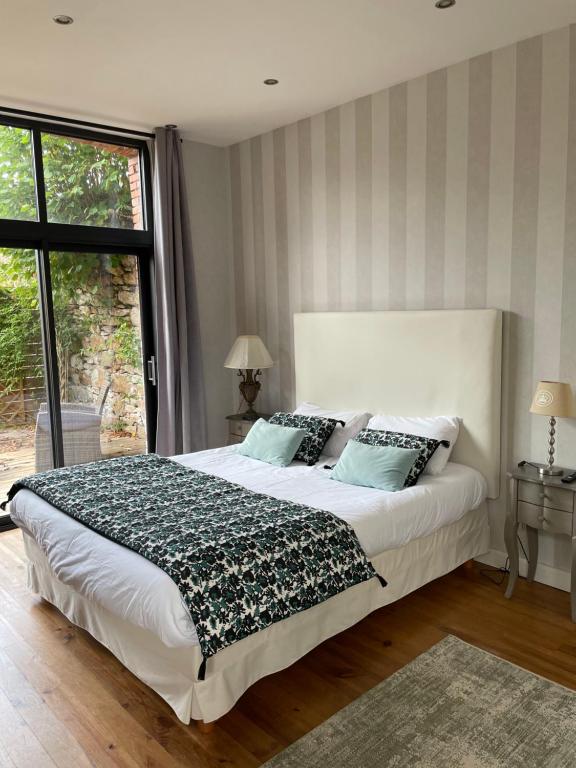Maison d'hôtes Maison La Tour 32, Rue Comte De Garaye 22100 Dinan