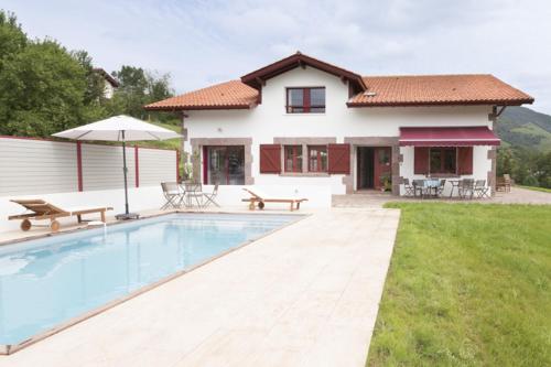 Maison Laia